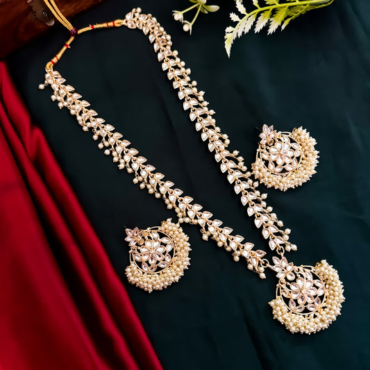 Jigyasa Ganthan Long Necklace Set