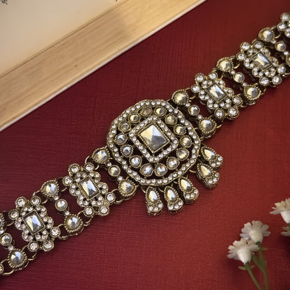 Golden Ruhanika Kundan Choker Necklace Set