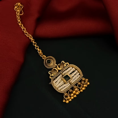 Kinjal Rajwadi Long Necklace Set - Green