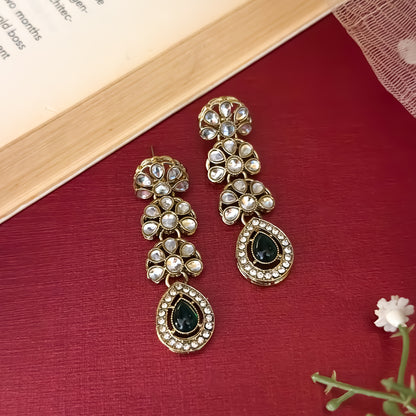 Emerald Green Snigdha Kundan Choker Necklace Set