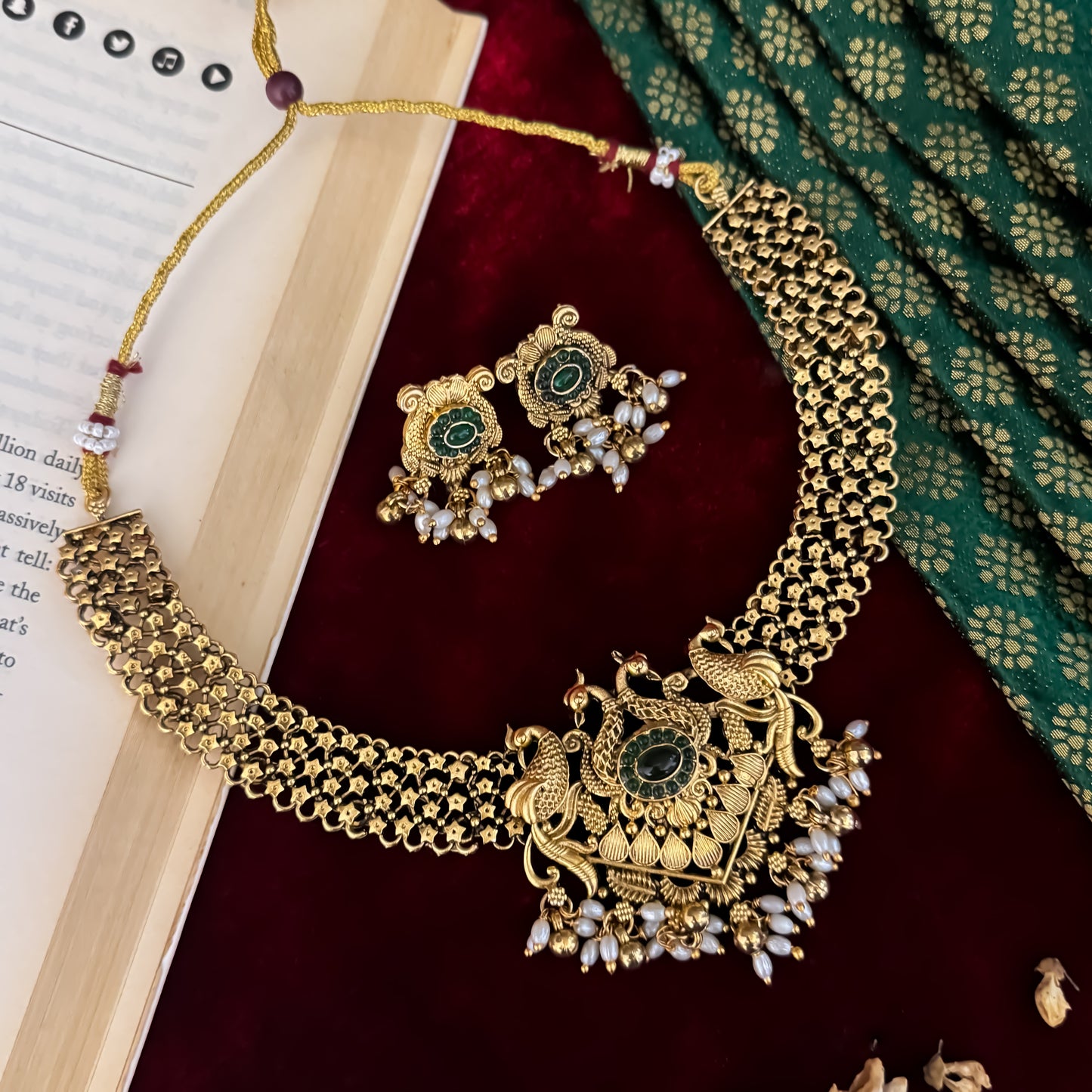 Myra Peacock Temple Necklace Set - Gold & Green