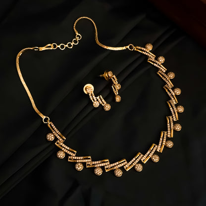 Dhiman Minimal AD Necklace Set