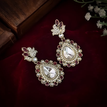 Mansi Kundan Drop Earrings - Maroon