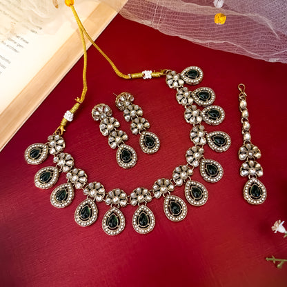 Emerald Green Snigdha Kundan Choker Necklace Set
