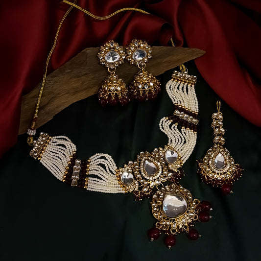 Sunaina Kundan Choker Necklace Set - Maroon