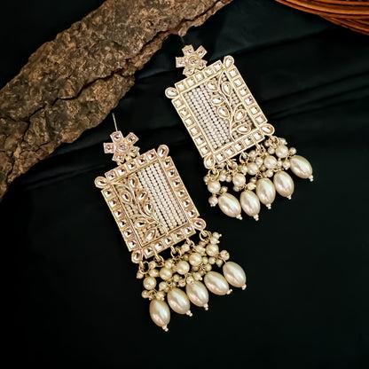 Janki Pearl Earrings - Golden/Ivory