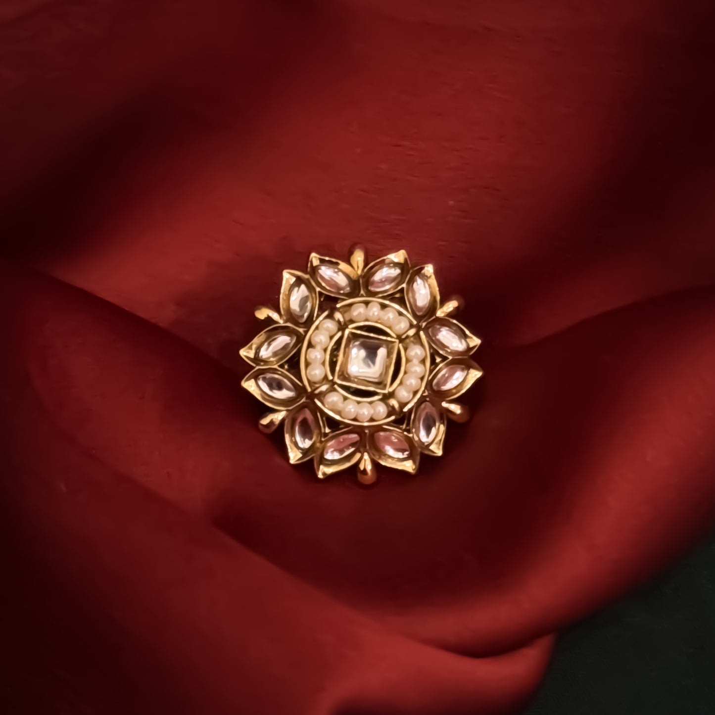 Taniska Dabi Kundan Adjustable Golden Ring