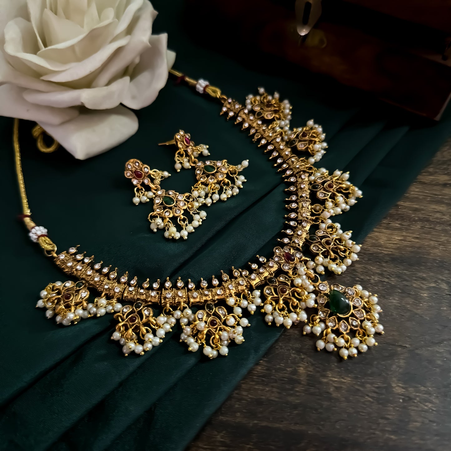 Kiara Guttapushalu Necklace Set