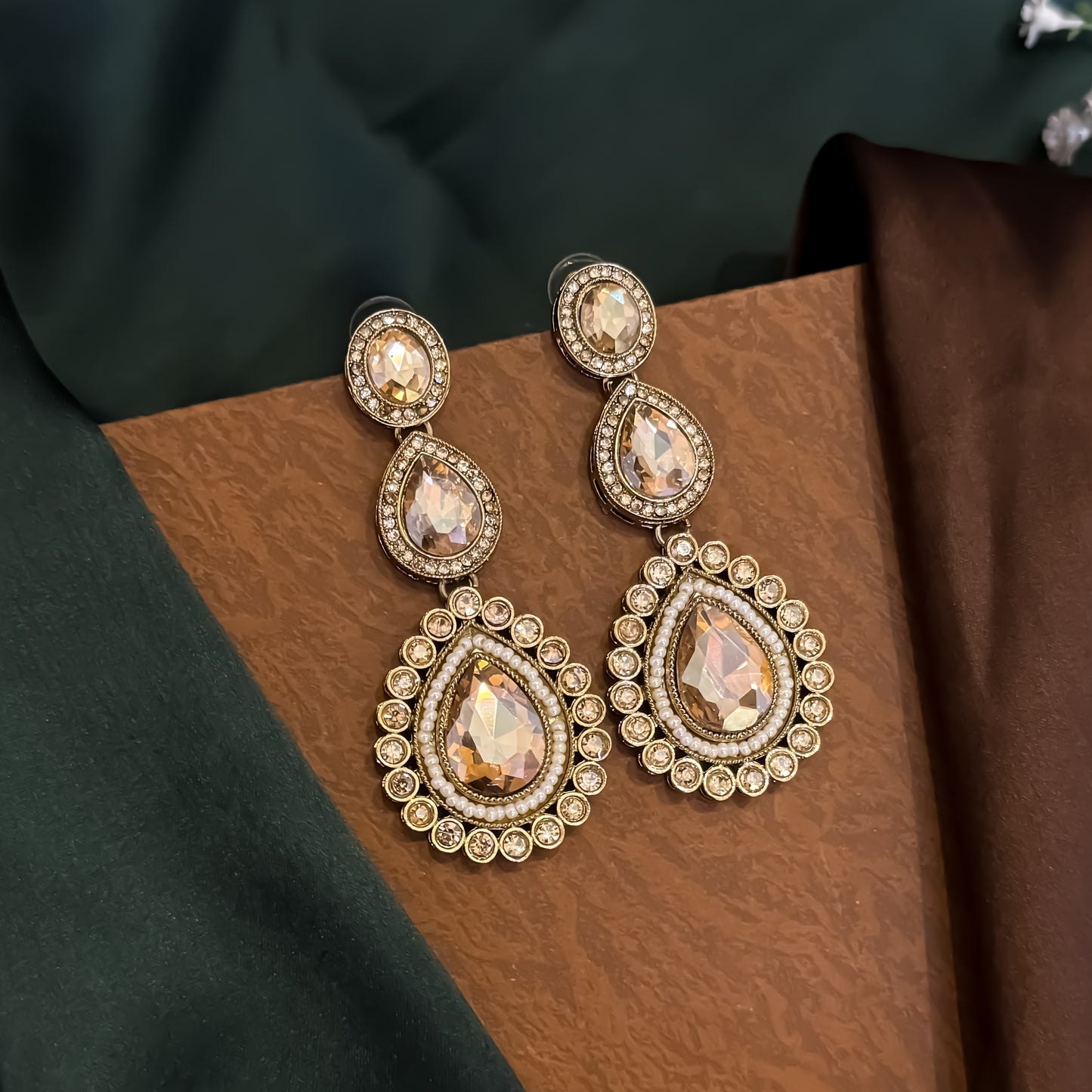 Ashiya Double Layer Designer Zircone Kundan Necklace Set - Golden