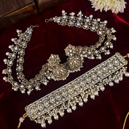 Reem Kundan Necklace Set with Detachable Sahara Earrings - Golden