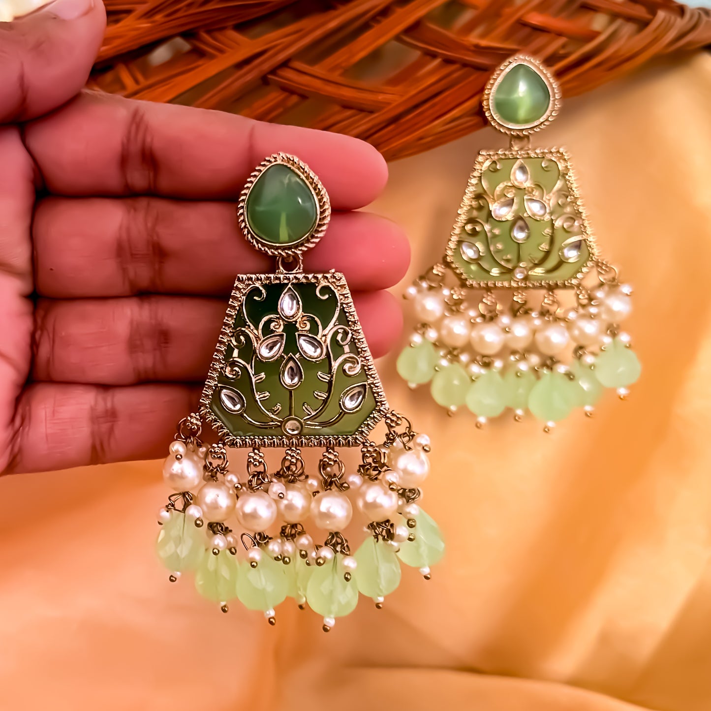 Sanskriti MOP Pearl Chandbali - Pista Green