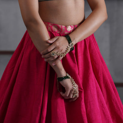 Neerja Premium Reverse AD Haathphool - Golden & Green