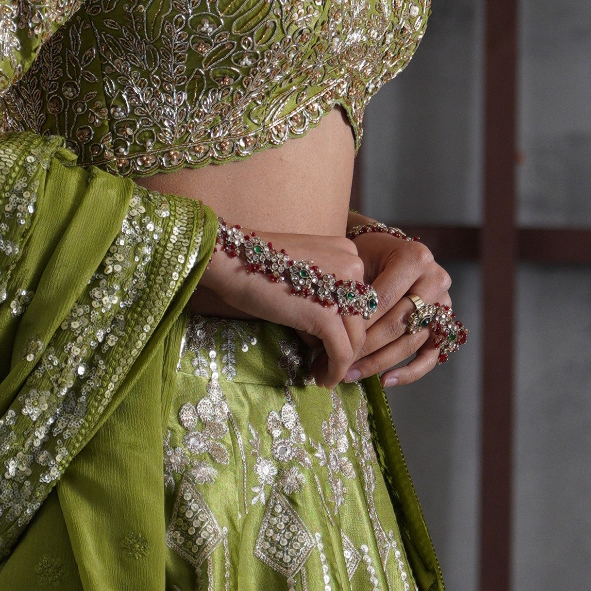 Nikhat Premium Reverse AD Haathphool - Maroon & Golden