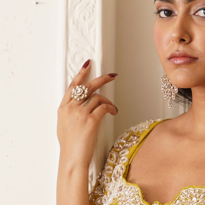 Yamini Dabi Kundan Adjustable Golden Ring