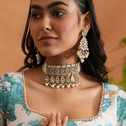 Sreeja Golden Necklace Set