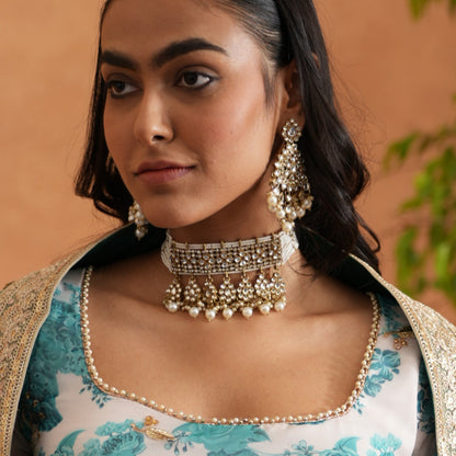 Sreeja Golden Necklace Set