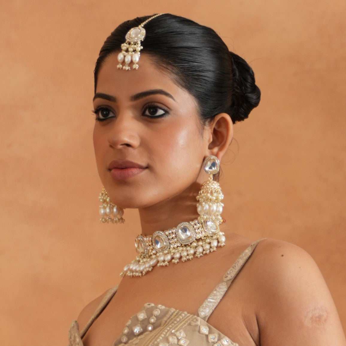 Anika Pearl Necklace Set - Golden