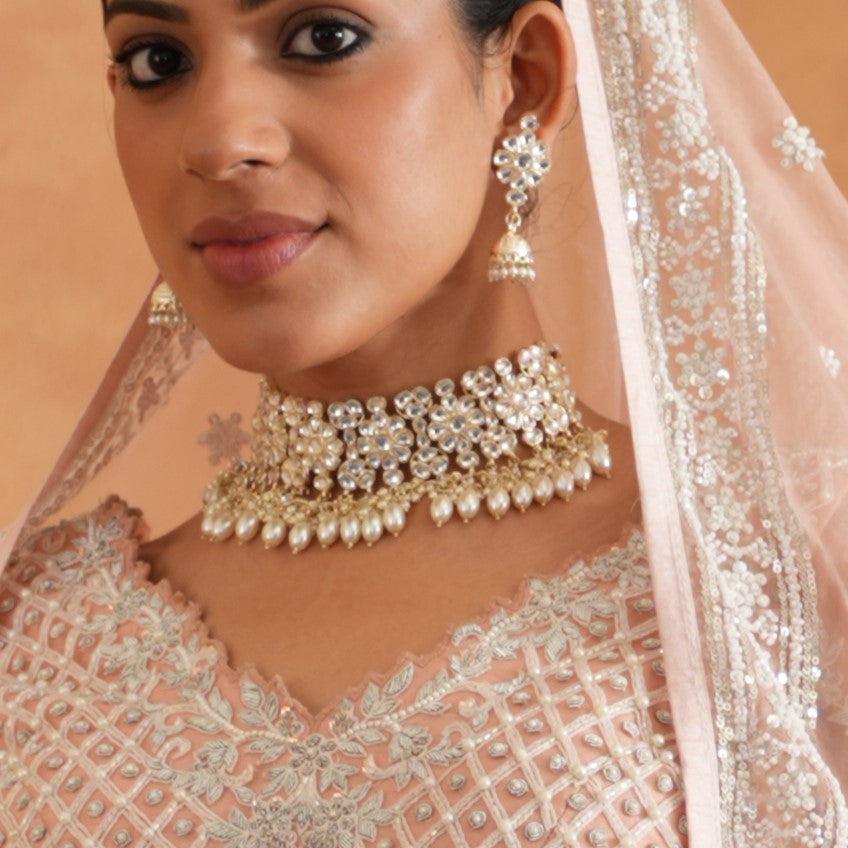 Antara Dabi Kundan Neckalce set - Golden