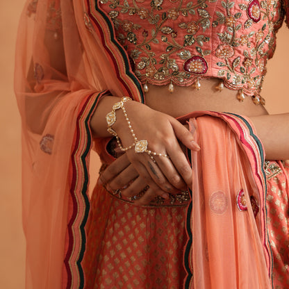 Kishwer Dabi Kundan Haathphool (Size Suitable up to 2.6) (Single)