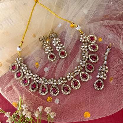 Pink Snigdha Kundan Choker Necklace Set