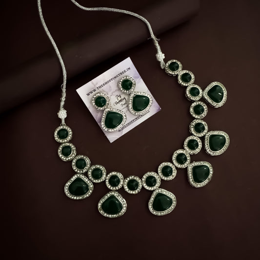 Minal Monalisa Stone Necklace Set- Green