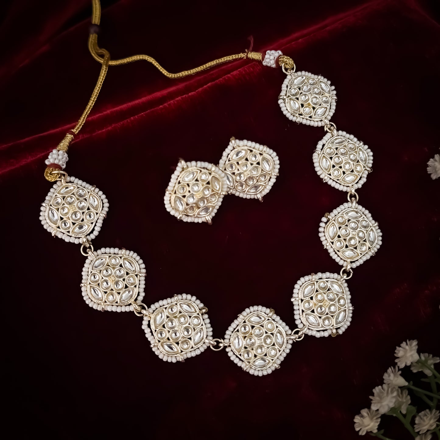 Ananya Dabi Kundan Choker Necklace Set - Golden