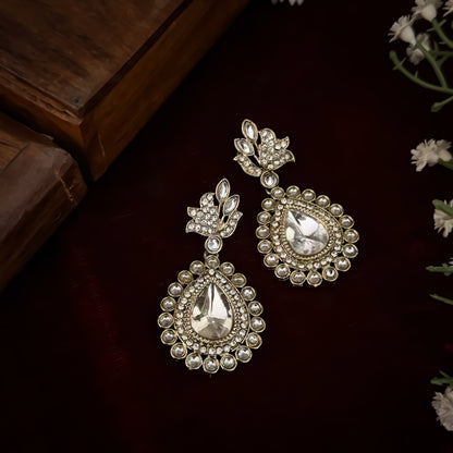 Mansi Kundan Drop Earrings - Golden