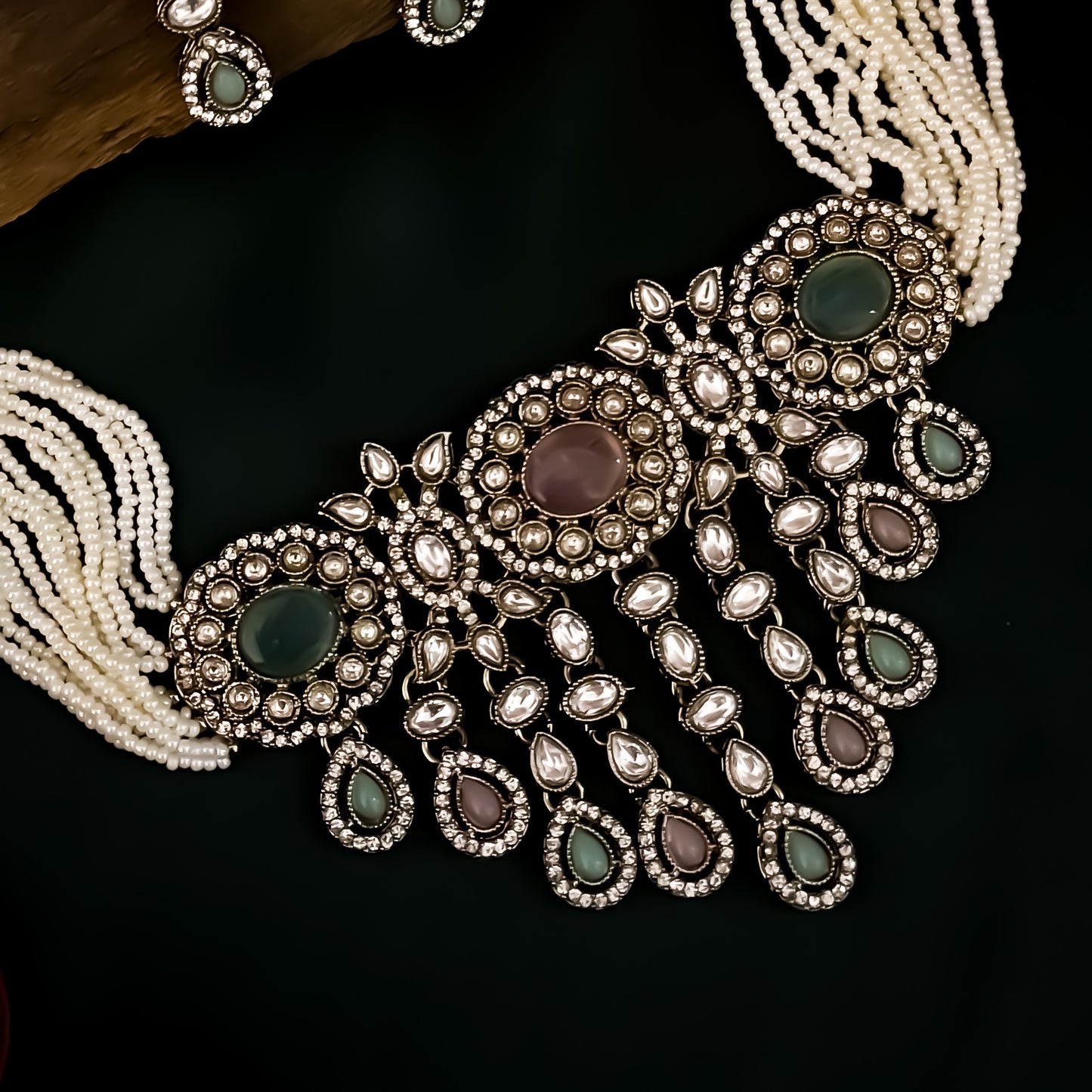 Rumani Premium Victorian Style Choker Necklace Set- Pastel Pink & Green