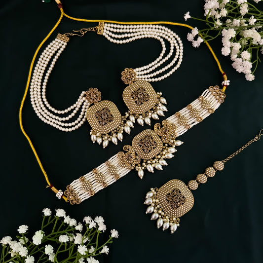 Raisha Jadau Reverse AD Necklace Set - Golden
