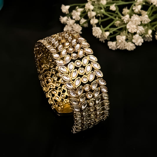 Sahir Kundan Openable Bracelet/Kada - Golden