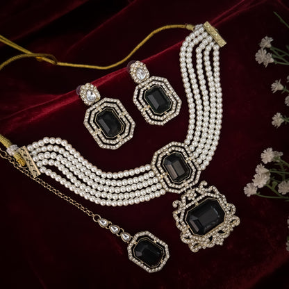 Vivan Victorian Pearl Choker Necklace Set - Green