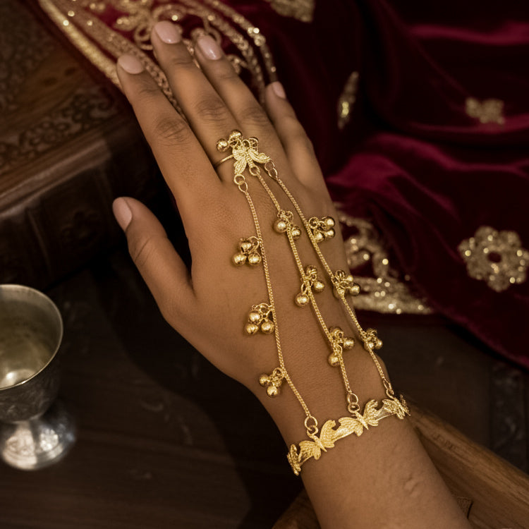 Butterfly Kashmiri Brass Ghungroo Haathphool - Golden