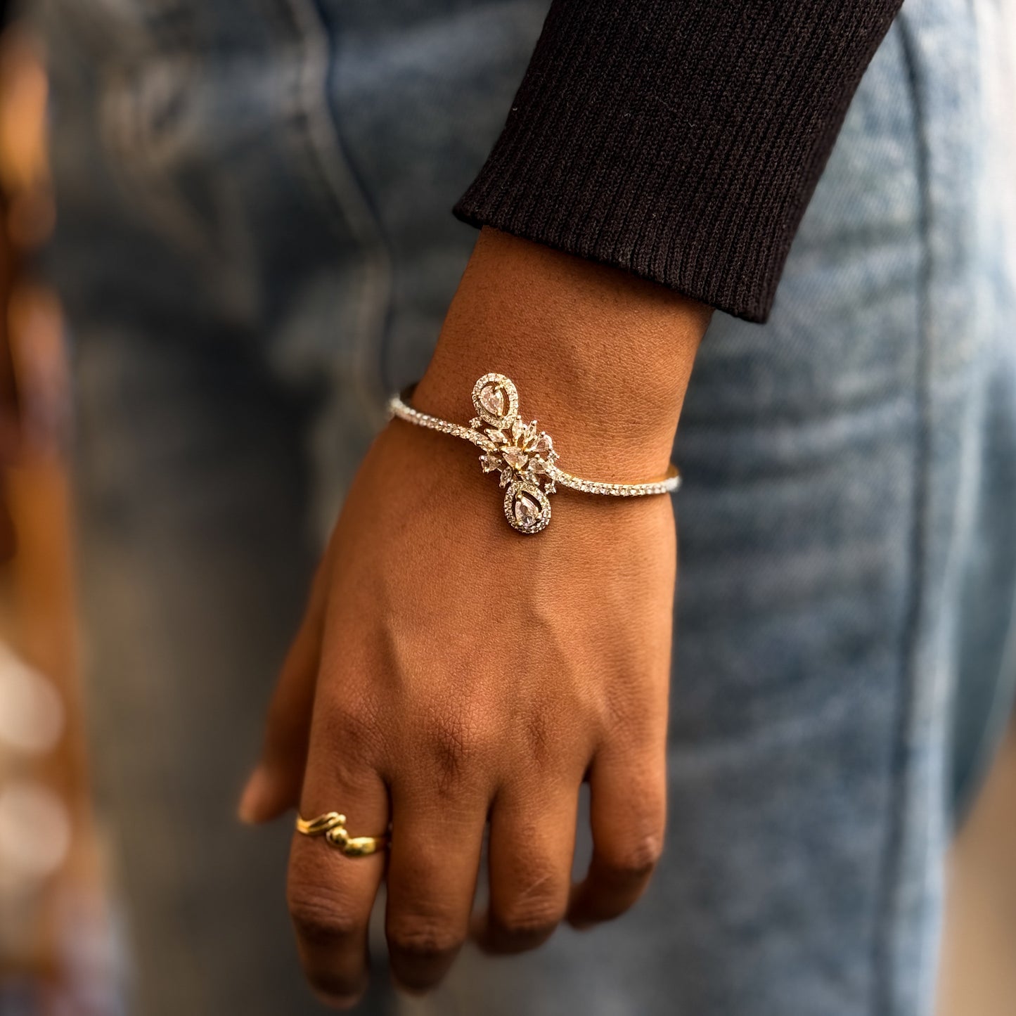 Shentiv American Diamond Bracelet - Golden