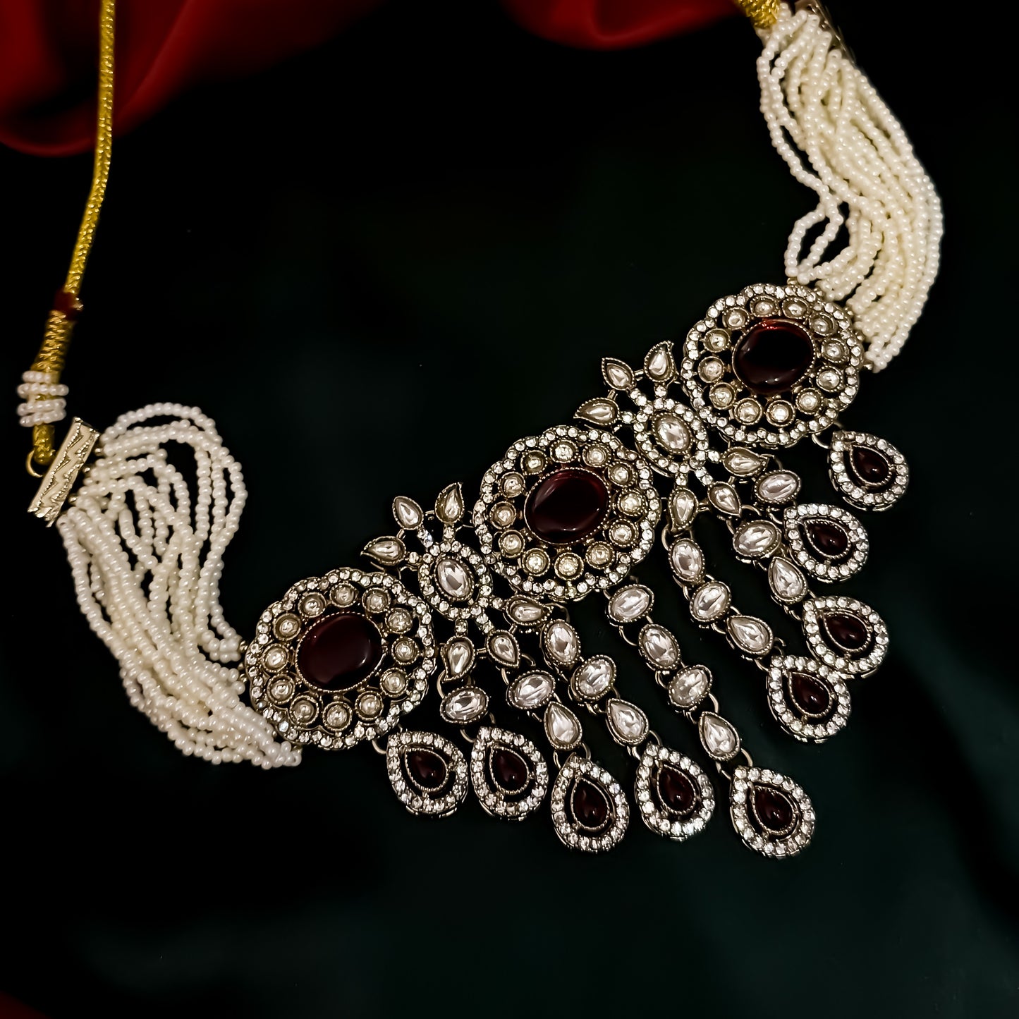 Rumani Premium Victorian Style Choker Necklace Set- Maroon