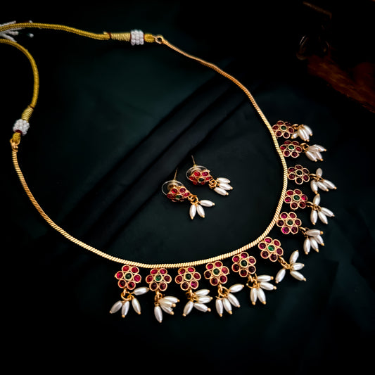 Pranaki Rice Pearl Necklace Set