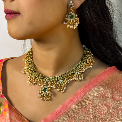 Giya Guttapushalu Necklace Set