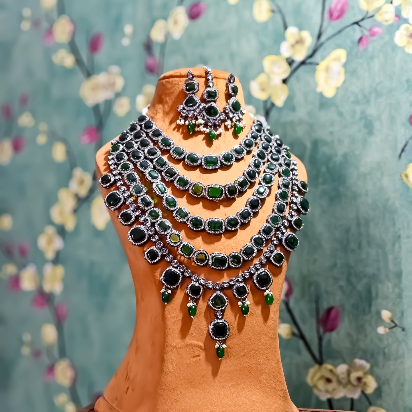 Parineeti Inspired Necklace Set - Emerald Green