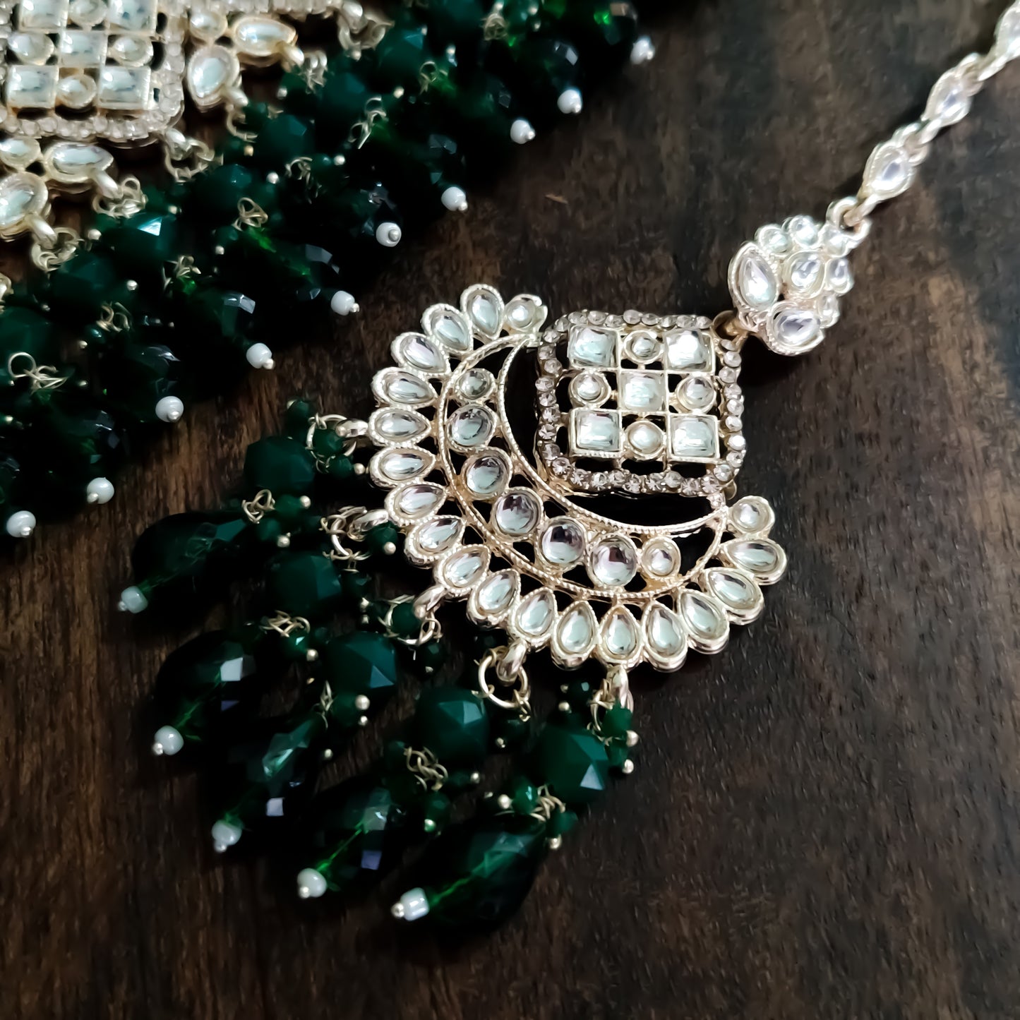 Raisha Kundan Necklace Set - Green