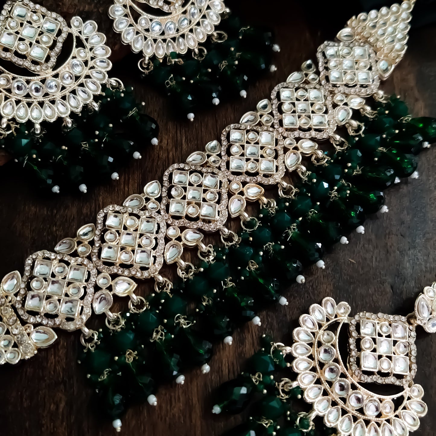Raisha Kundan Necklace Set - Green