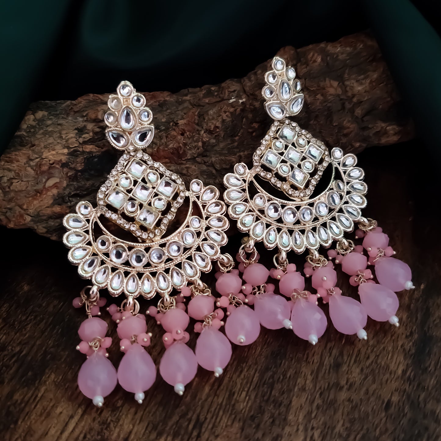 Raisha Kundan Necklace Set - Light Pink