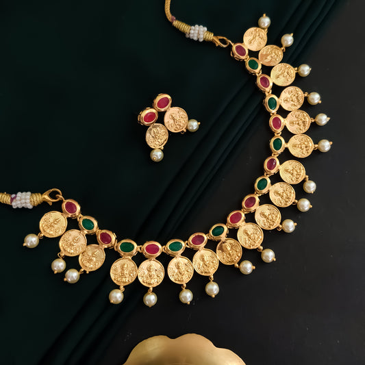 Ratna Necklace Set