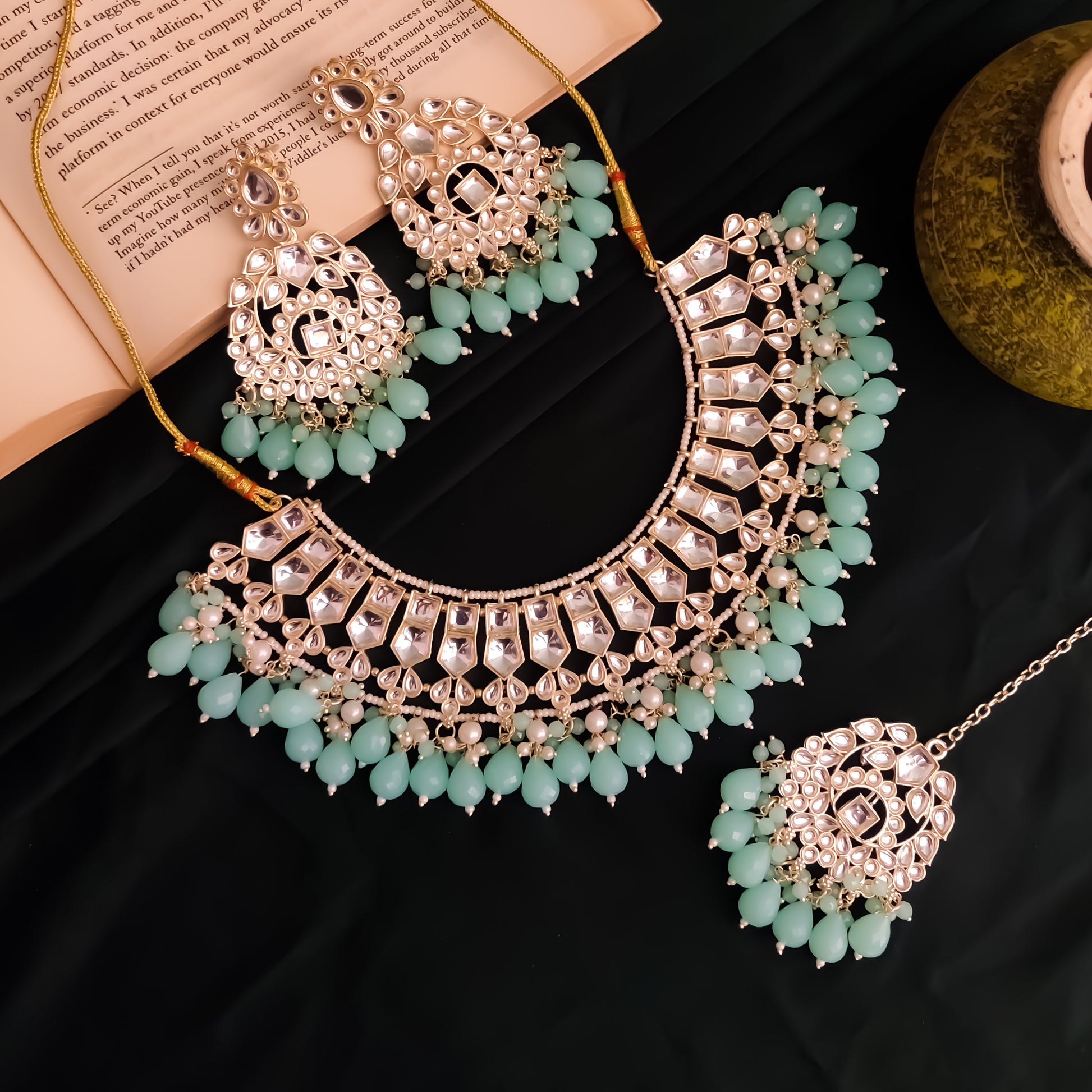 Kirat Kundan Necklace Set - Mint Green
