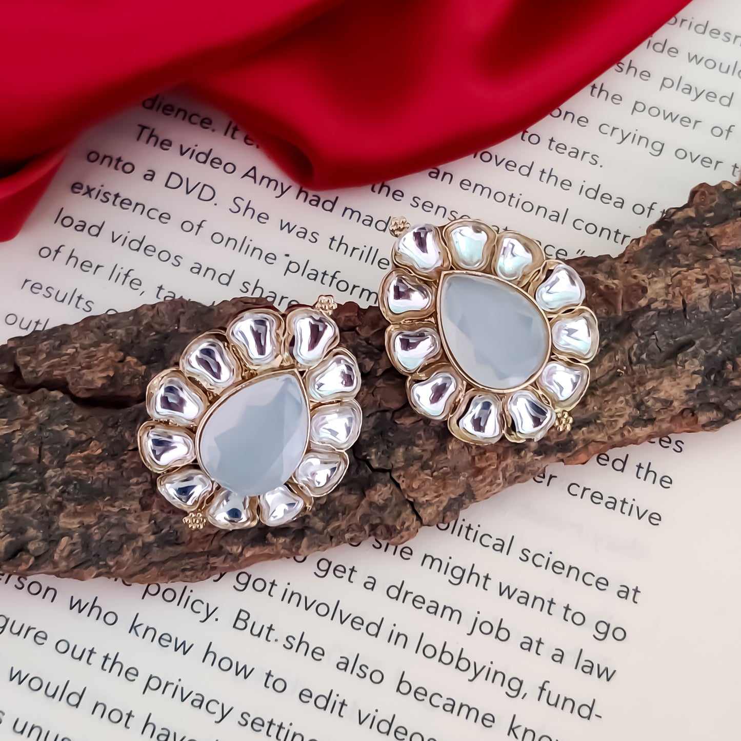 Nibedita Kundan Stud Earring - Grey