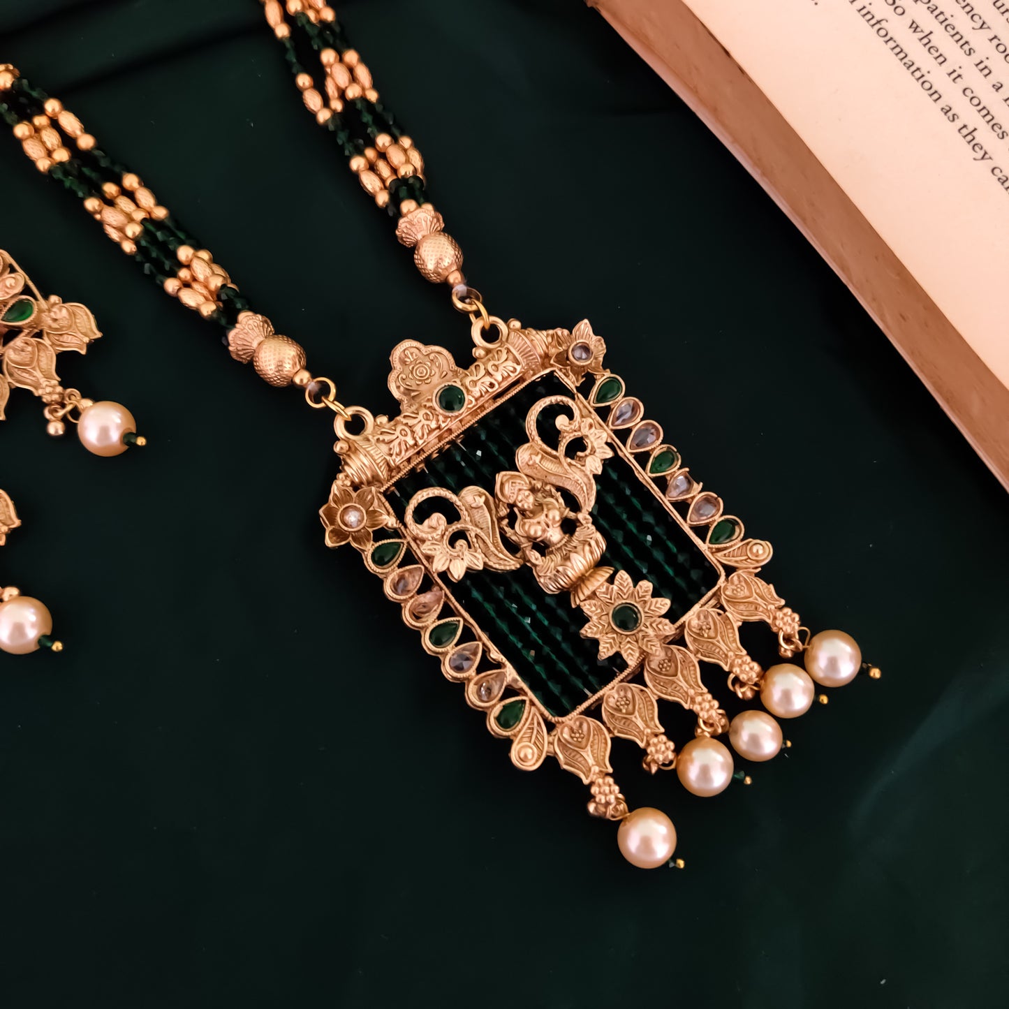 Vilasa Rajwadi Long Necklace Set - Green