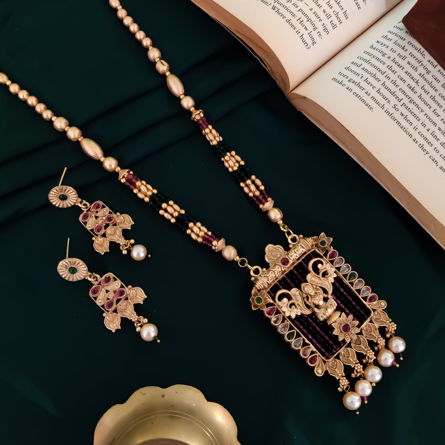 Vilasa Rajwadi Long Necklace Set - Pink & Green