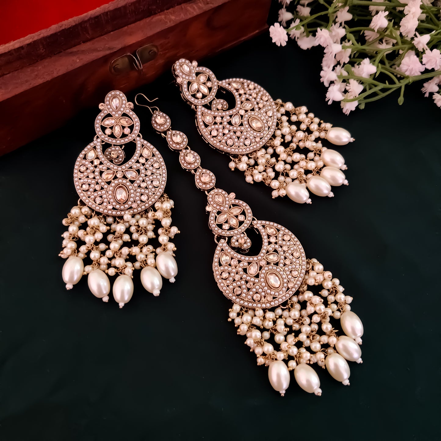 Hridya Jadau Reverse AD Necklace Set - Golden/Ivory