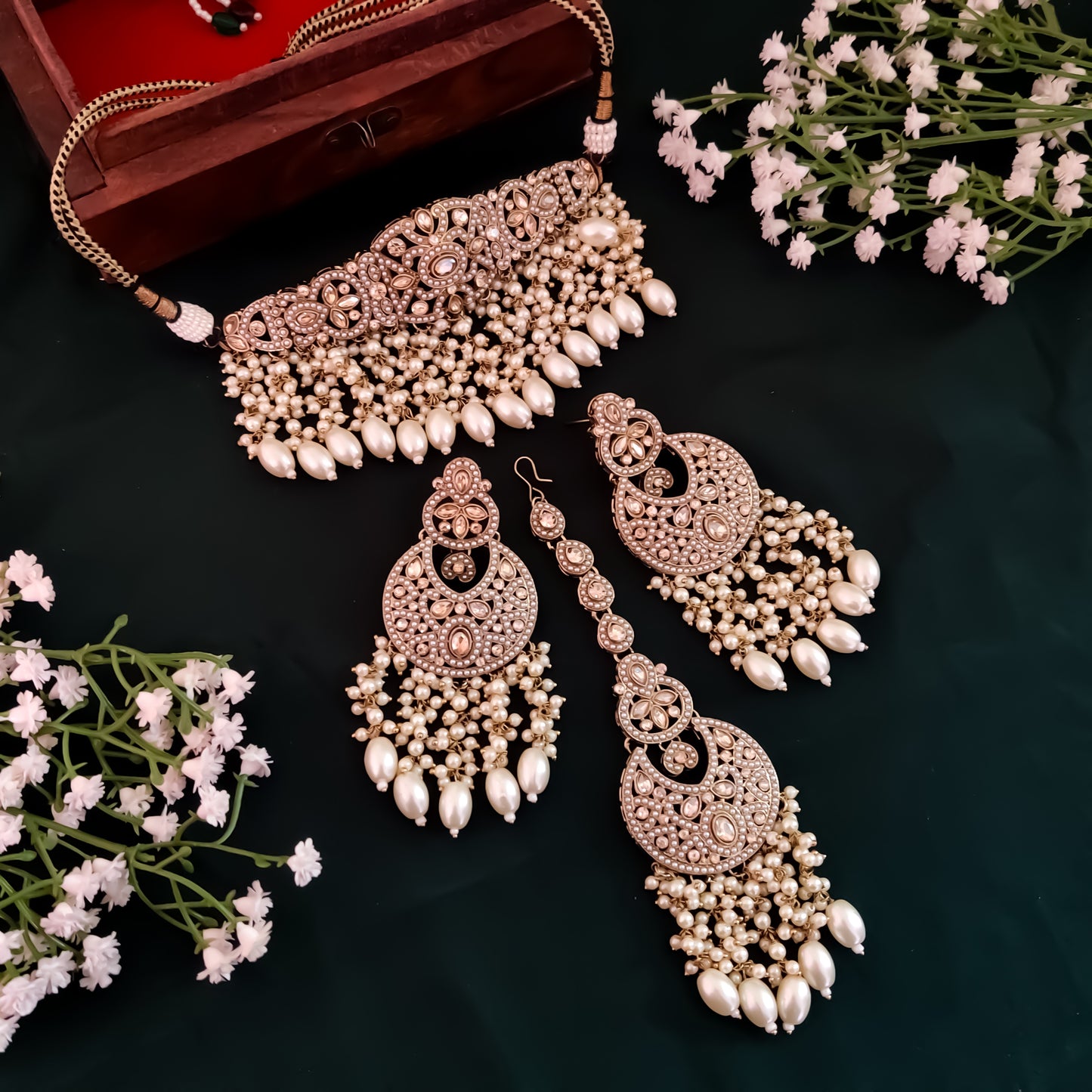 Hridya Jadau Reverse AD Necklace Set - Golden/Ivory