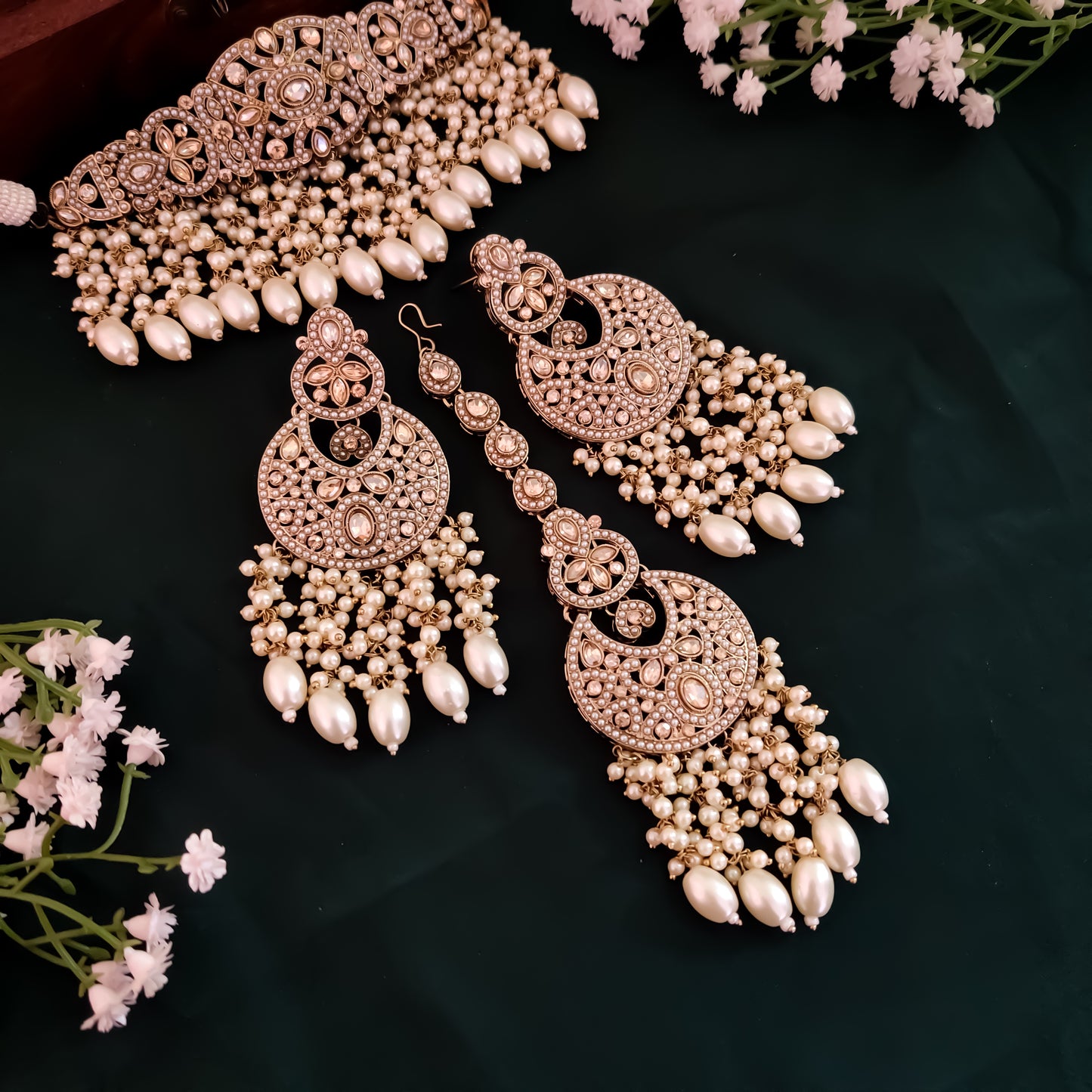 Hridya Jadau Reverse AD Necklace Set - Golden/Ivory