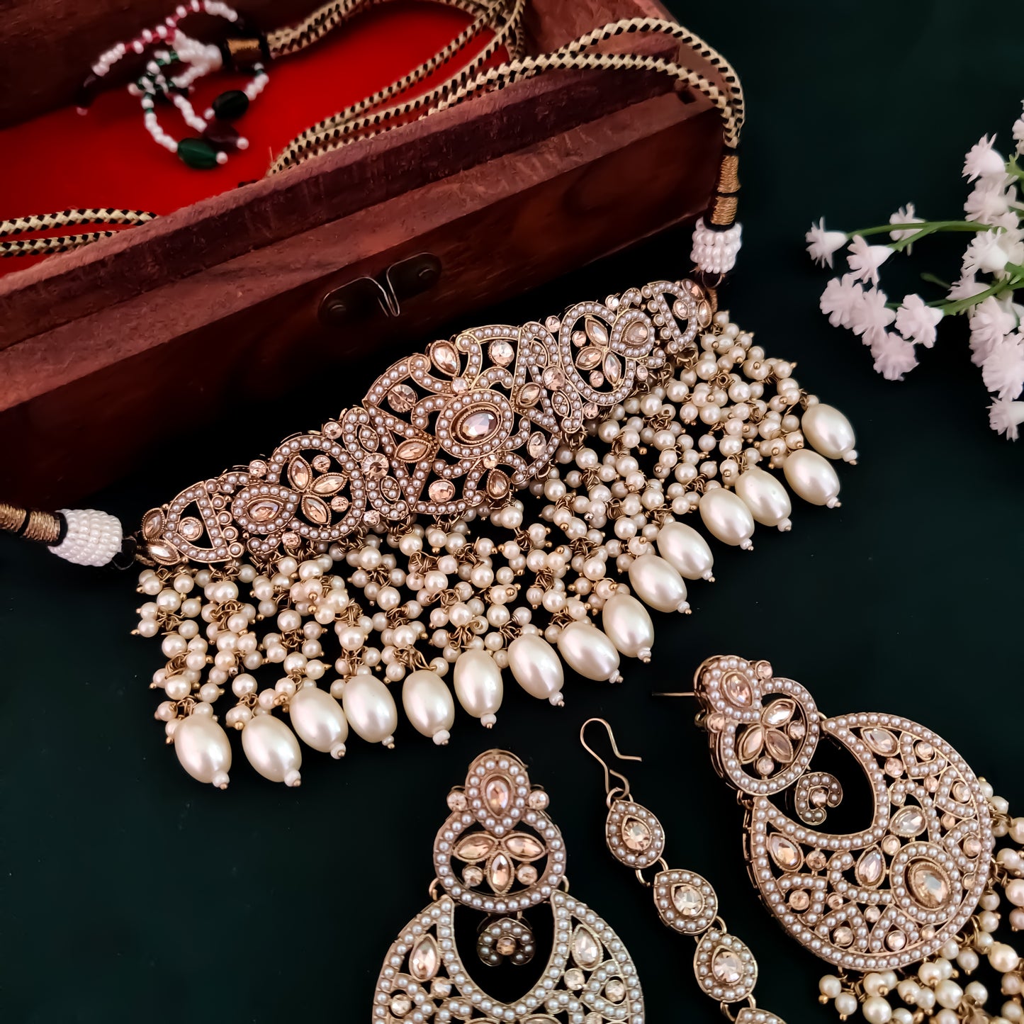 Hridya Jadau Reverse AD Necklace Set - Golden/Ivory
