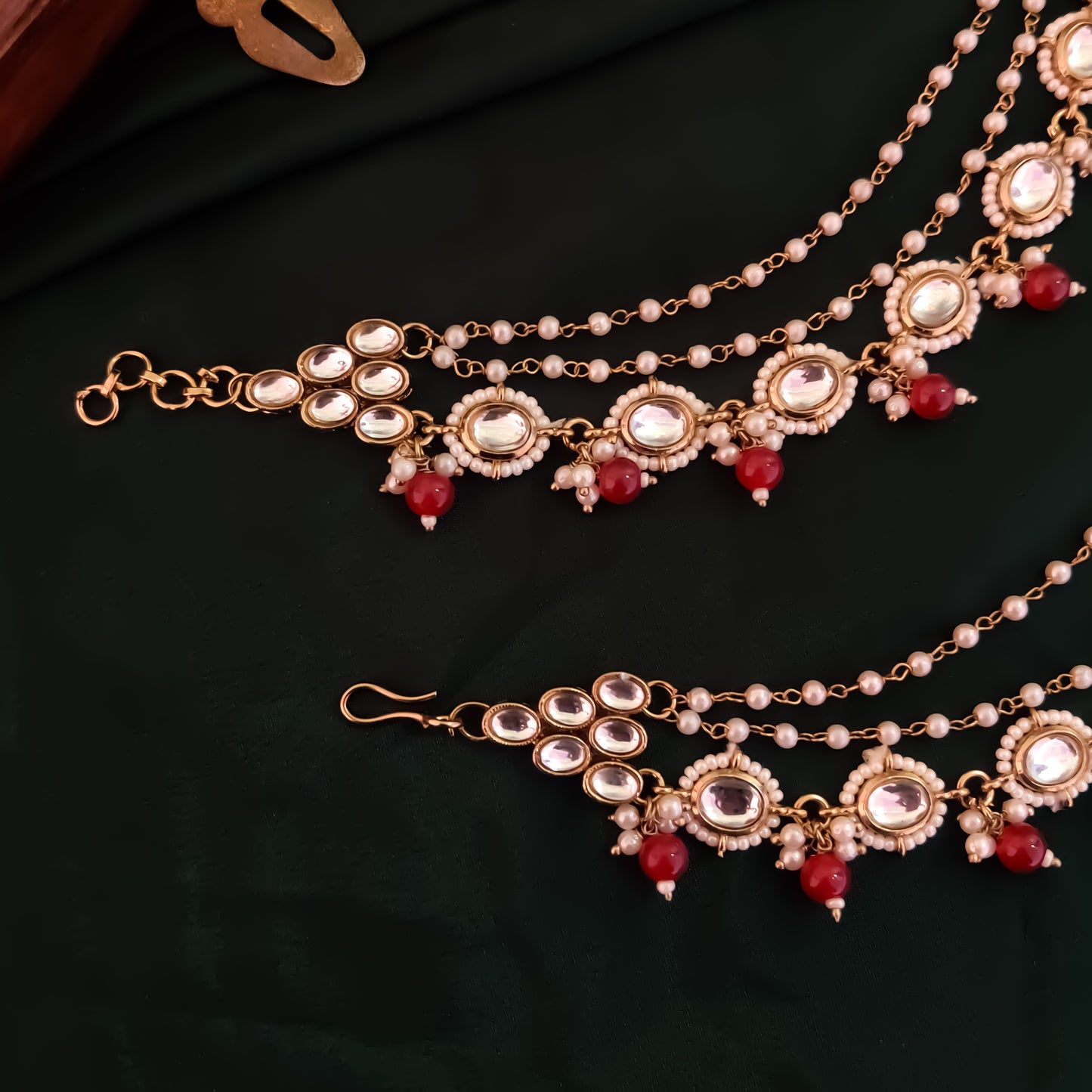 Shagun Kundan Detachable Earchains - Maroon